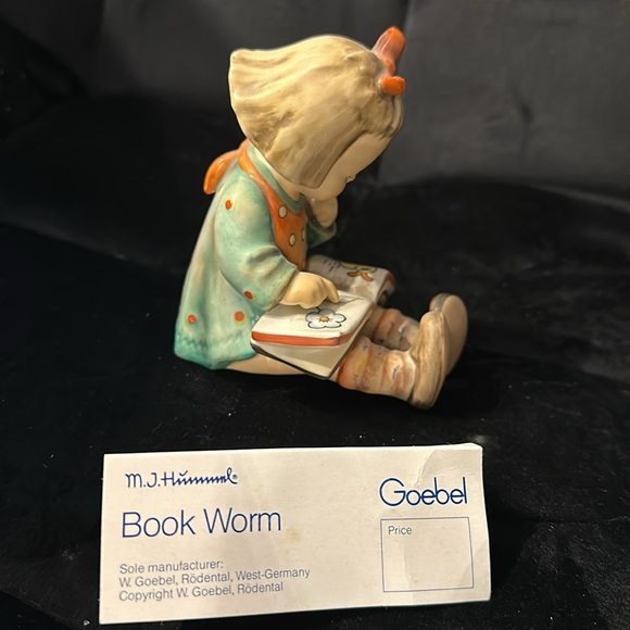 Goebel Hummel “Book Worm” 1989 - Picture 2 of 5